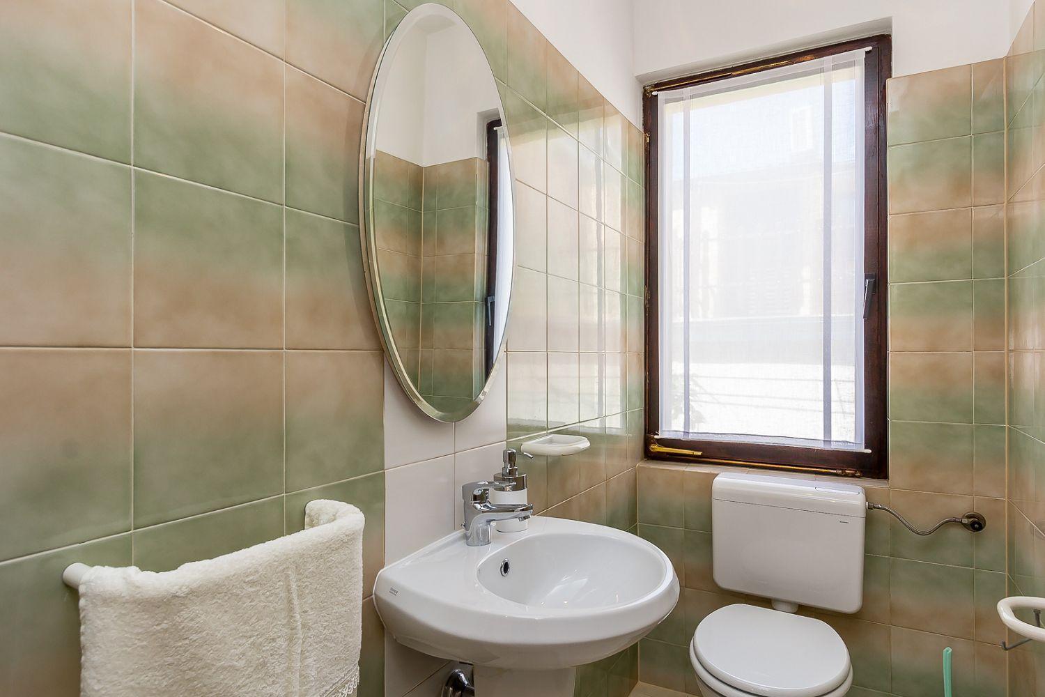 Neu Renovierte Mit Klima, Wlan, Terrasse Und Grill Pula