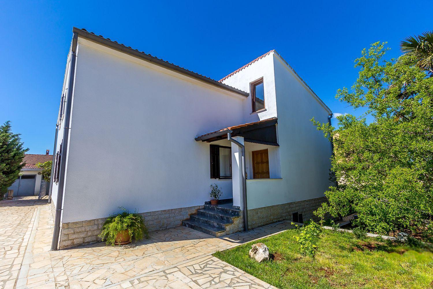 Neu Renovierte Mit Klima, Wlan, Terrasse Und Grill *